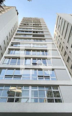 Apartamento à venda com 186m², 3 quartos e 1 vaga Apartamento à venda com 186m², 3 quartos e 1 vagaFachada