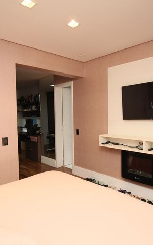 Apartamento à venda com 141m², 2 quartos e 2 vagasSuite 1