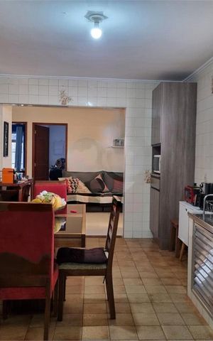 Casa à venda com 177m², 2 quartos e 2 vagas