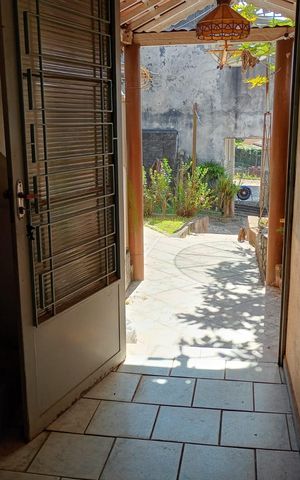 Casa à venda com 3000m², 3 quartos e 2 vagas Casa à venda com 3000m², 3 quartos e 2 vagasÁrea externa