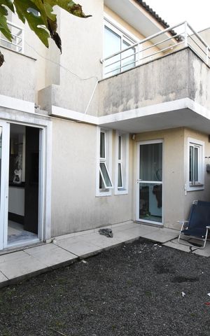 Casa à venda com 360m², 3 quartos e 3 vagasÁrea de Serviço