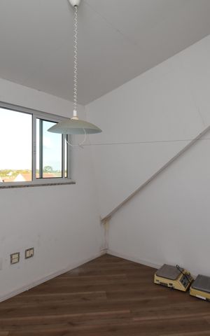Casa à venda com 360m², 3 quartos e 3 vagasEscritório