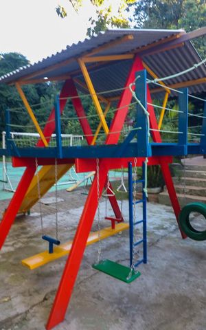 Casa de condomínio à venda com 157m², 3 quartos e 1 vaga Casa de condomínio à venda com 157m², 3 quartos e 1 vagaÁrea comum - Playground