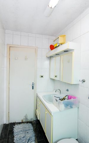 Casa à venda com 270m², 2 quartos e 3 vagasBanheiro do Quarto 1