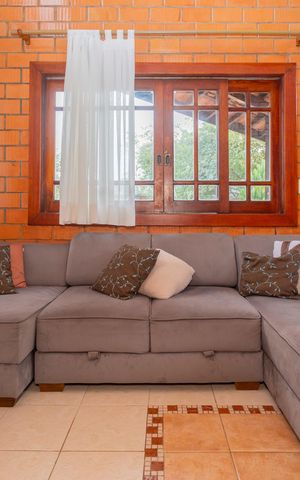 Casa à venda com 680m², 3 quartos e 5 vagasSala