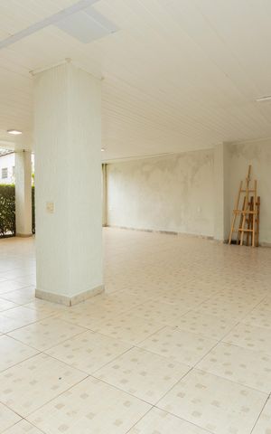 Casa à venda com 680m², 3 quartos e 5 vagasGaragem