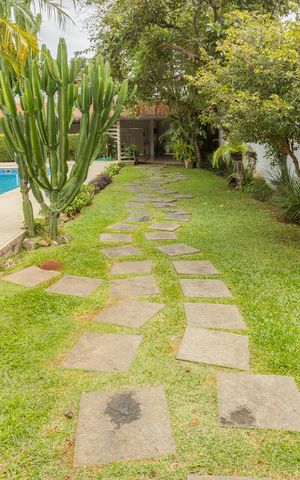Casa à venda com 680m², 3 quartos e 5 vagasQuintal