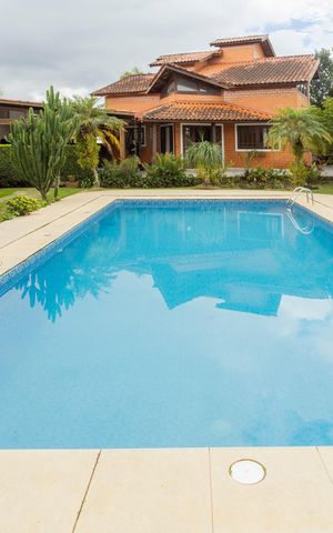 Casa à venda com 680m², 3 quartos e 5 vagasPiscina