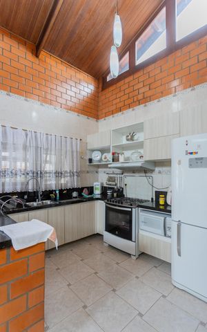 Casa à venda com 680m², 3 quartos e 5 vagasCozinha