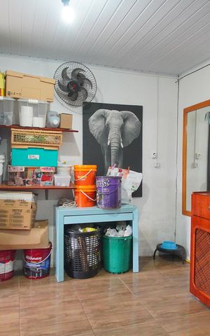 Casa à venda com 80m², 2 quartos e 2 vagasSuíte