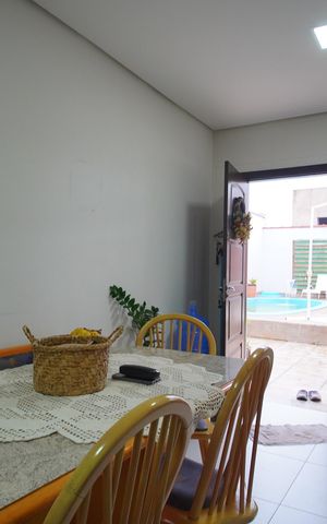 Casa à venda com 80m², 2 quartos e 2 vagasCozinha