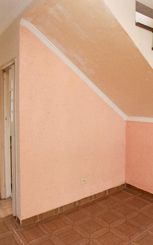 Casa à venda com 160m², 3 quartos e 5 vagas Casa à venda com 160m², 3 quartos e 5 vagasSala