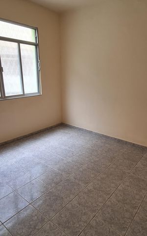 Casa de condomínio para alugar com 100m², 2 quartos e 1 vaga