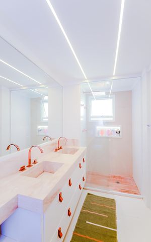 Apartamento à venda com 182m², 3 quartos e 3 vagasBanheiro da Suíte 3