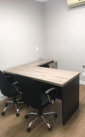 Casa à venda com 550m², 1 quarto e 2 vagas Casa à venda com 550m², 1 quarto e 2 vagasQuarto 1