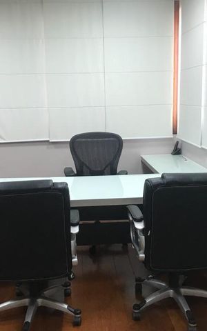 Casa à venda com 550m², 1 quarto e 2 vagas Casa à venda com 550m², 1 quarto e 2 vagasQuarto 1