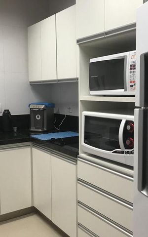 Casa à venda com 550m², 1 quarto e 2 vagas Casa à venda com 550m², 1 quarto e 2 vagasCozinha