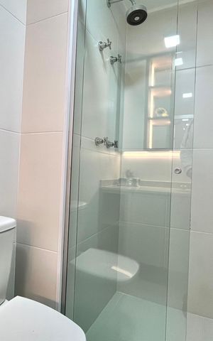 Apartamento à venda com 65m², 2 quartos e 1 vaga Apartamento à venda com 65m², 2 quartos e 1 vagaBanheiro social