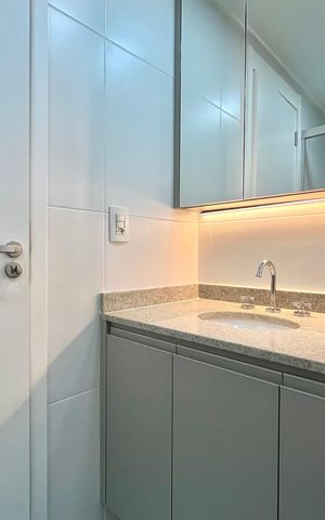 Apartamento à venda com 65m², 2 quartos e 1 vaga Apartamento à venda com 65m², 2 quartos e 1 vagaBanheiro social