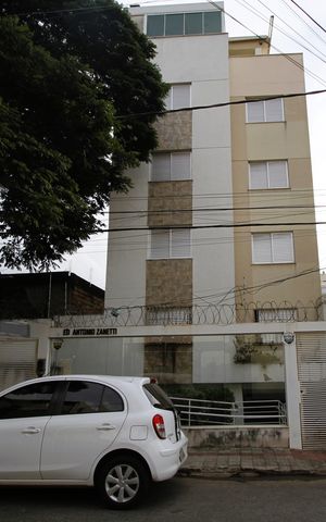 Apartamento à venda com 64m², 3 quartos e 2 vagasFachada