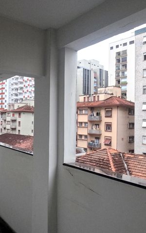 Apartamento para alugar com 90m², 2 quartos e 1 vagaÁrea Comum - Corredor para o Apartamento
