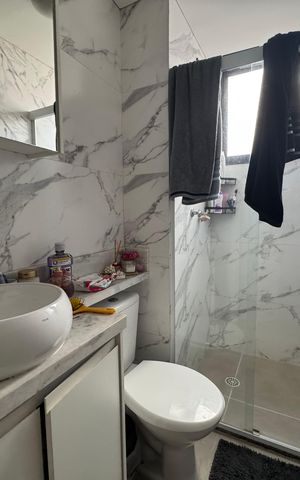 Apartamento à venda com 48m², 2 quartos e 1 vaga Apartamento à venda com 48m², 2 quartos e 1 vagaBanheiro