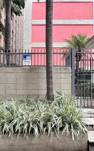 Apartamento à venda com 122m², 3 quartos e 1 vaga Apartamento à venda com 122m², 3 quartos e 1 vagaFachada