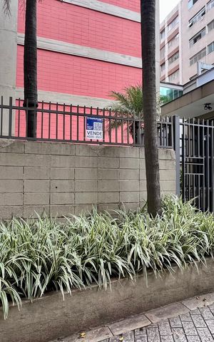Apartamento à venda com 122m², 3 quartos e 1 vaga Apartamento à venda com 122m², 3 quartos e 1 vagaFachada