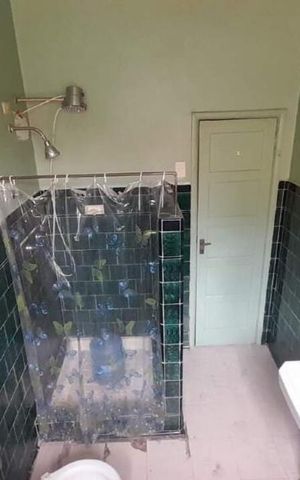 Casa à venda com 100m², 3 quartos e sem vaga