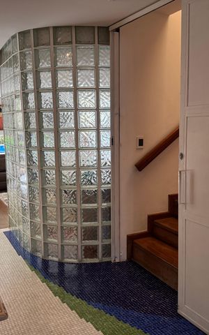 Casa à venda com 360m², 4 quartos e 2 vagas