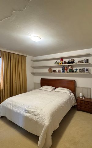 Casa à venda com 360m², 4 quartos e 2 vagas Casa à venda com 360m², 4 quartos e 2 vagasQuarto 1