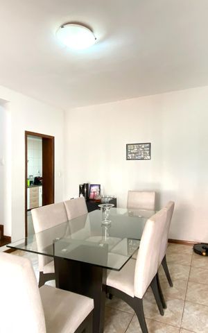 Casa à venda com 283m², 4 quartos e 4 vagas Casa à venda com 283m², 4 quartos e 4 vagasSala de Jantar