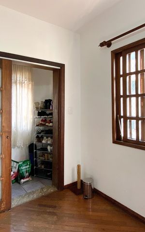 Casa à venda com 283m², 4 quartos e 4 vagas Casa à venda com 283m², 4 quartos e 4 vagasQuarto 3
