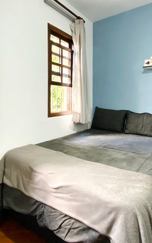 Casa à venda com 283m², 4 quartos e 4 vagas Casa à venda com 283m², 4 quartos e 4 vagasQuarto 4