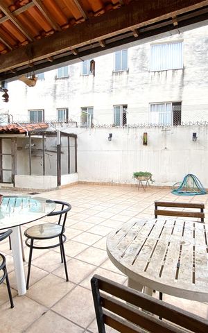 Casa à venda com 283m², 4 quartos e 4 vagas Casa à venda com 283m², 4 quartos e 4 vagasQUintal