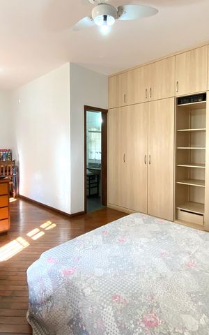 Casa à venda com 283m², 4 quartos e 4 vagas Casa à venda com 283m², 4 quartos e 4 vagasSuite 1