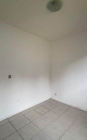 Apartamento à venda com 48m², 2 quartos e sem vaga Apartamento à venda com 48m², 2 quartos e sem vagaQuarto 2