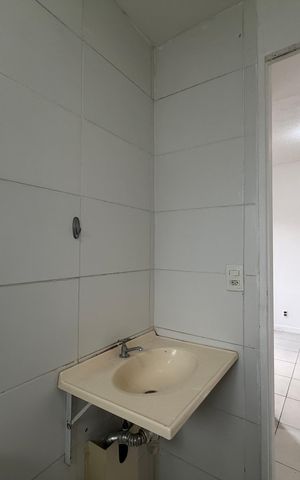 Apartamento à venda com 48m², 2 quartos e sem vaga Apartamento à venda com 48m², 2 quartos e sem vagaBanheiro
