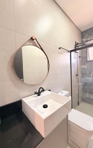 Casa de condomínio à venda com 208m², 3 quartos e 4 vagasBanheiro Social 