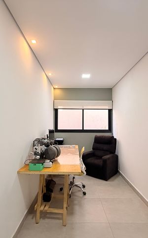 Casa de condomínio à venda com 208m², 3 quartos e 4 vagasEscritório 2