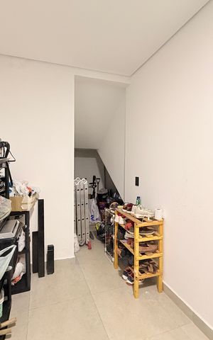 Casa de condomínio à venda com 208m², 3 quartos e 4 vagasDepósito