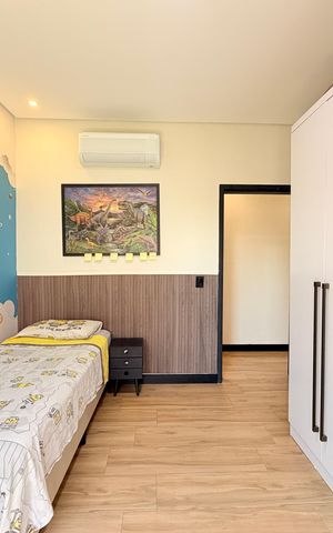Casa de condomínio à venda com 208m², 3 quartos e 4 vagasQuarto 1