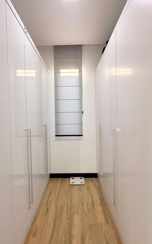 Casa de condomínio à venda com 208m², 3 quartos e 4 vagasSuíte
