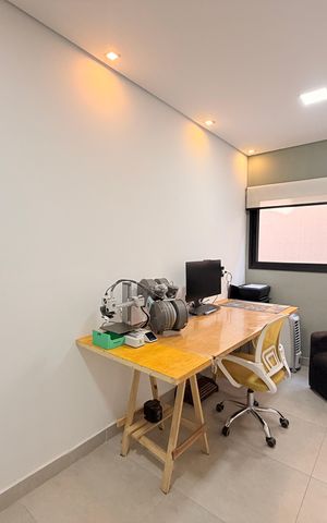Casa de condomínio à venda com 208m², 3 quartos e 4 vagasEscritório 2