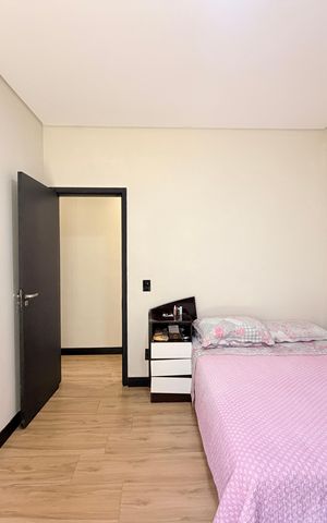 Casa de condomínio à venda com 208m², 3 quartos e 4 vagasQuarto 2