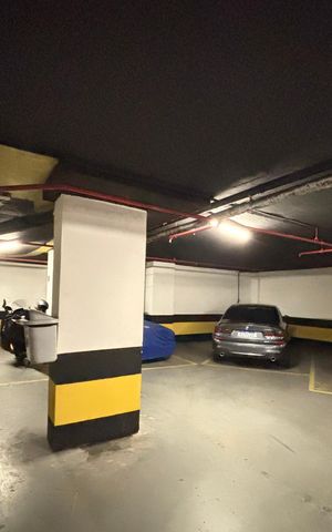 Apartamento para alugar com 100m², 2 quartos e 1 vaga Apartamento para alugar com 100m², 2 quartos e 1 vagaGaragem