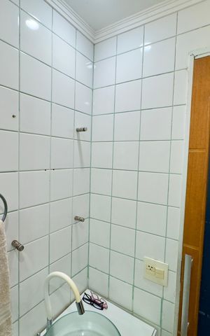 Apartamento à venda com 54m², 2 quartos e 1 vaga Apartamento à venda com 54m², 2 quartos e 1 vagaBanheiro