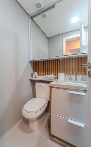 Apartamento à venda com 64m², 2 quartos e 1 vaga Apartamento à venda com 64m², 2 quartos e 1 vagaBanheiro