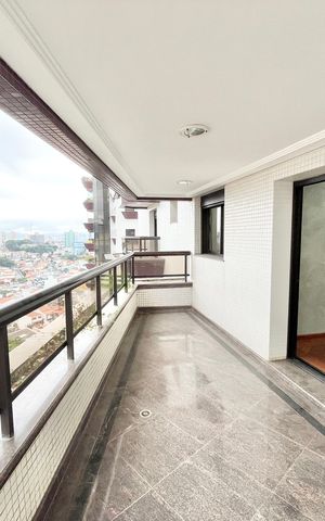 Apartamento à venda com 290m², 5 quartos e 4 vagas Apartamento à venda com 290m², 5 quartos e 4 vagasVaranda da Sala