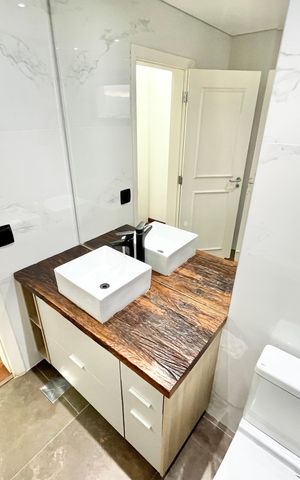 Apartamento à venda com 290m², 5 quartos e 4 vagas Apartamento à venda com 290m², 5 quartos e 4 vagasBanheiro da Suíte 2